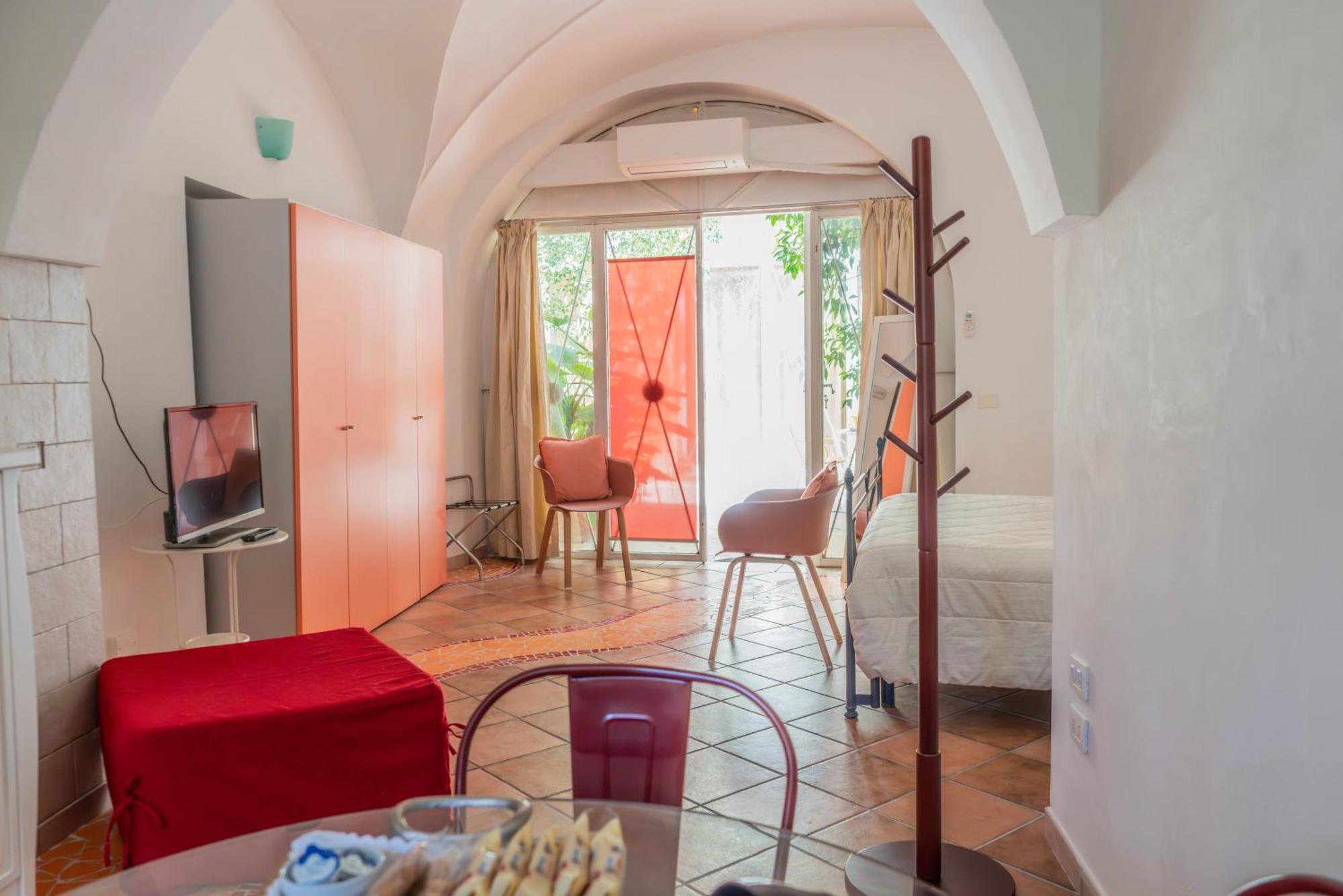 B&B Corte Dei Memoli Di Margiotta Giuseppina Lecce Exterior photo